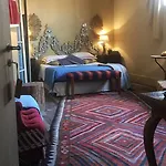 La Maison Rousseau D'hotes Bed & Breakfast 4*