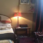 La Maison Rousseau D'hotes Bed & Breakfast
