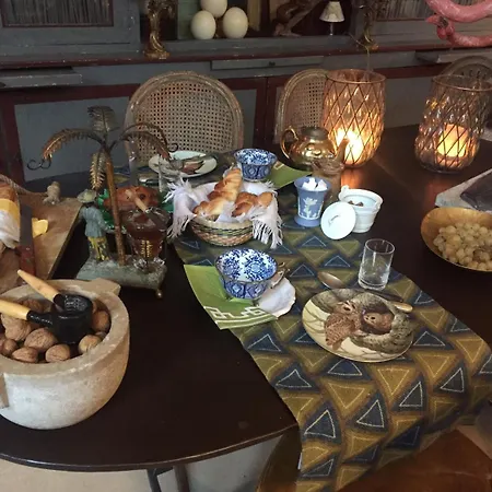 La Maison Rousseau D'hotes ニーム