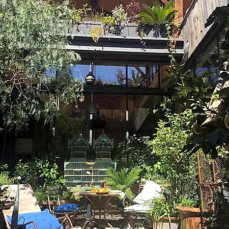 Bed & Breakfast La Maison Rousseau D'hotes