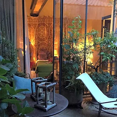 La Maison Rousseau D'hotes Nimes