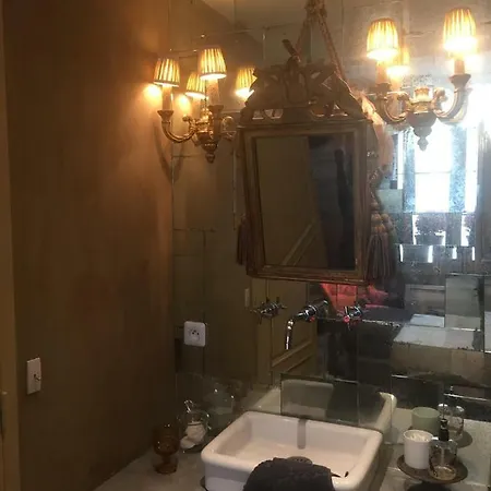 La Maison Rousseau D'hotes Bed & Breakfast Nîmes