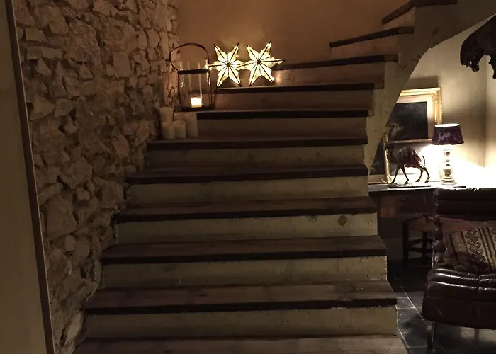 La Maison Rousseau D'hotes ベッド・アンド・ブレックファスト 4*